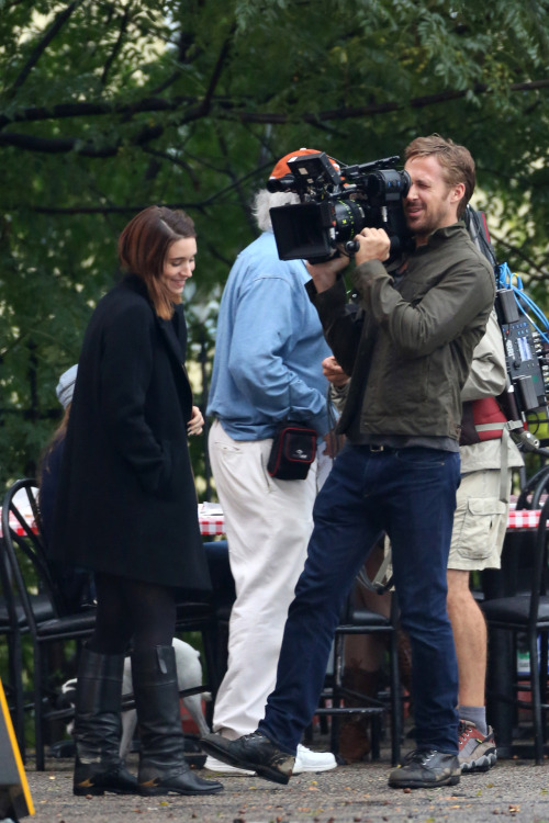 suicideblonde:Ryan Gosling and Rooney Mara on the set of Terrence Malick’s untitled film in Austin, 