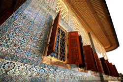 zarzor:  Topkapi Harem 89 by David OMalley on Flickr. 