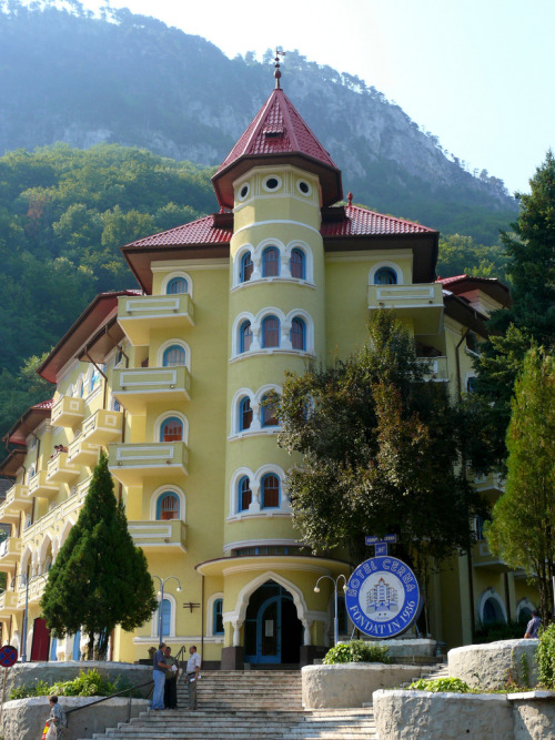 Cerna Hotel in Băile Herculane, the oldest spa-town in Romania (by iorei).