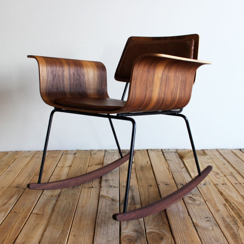 fabricevrigny:  One of the beautiful Bent Plywood chairs made by Logan