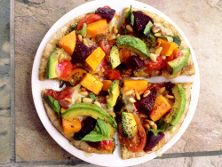 gettingahealthybody:  Yummiest looking pizza