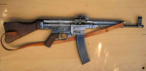 ghost-of-gold:Sturmgewehr 44 (StG44)Year Built:  1944-1945Calibre: 7.92x33 mmLoad:  30 rounds / Maga