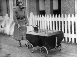 Landeau anti attaque au gaz (Angleterre, 1938)