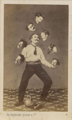 Le jongleur aux têtes, ca. 1880.