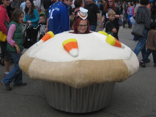 Is it Halloween already?
The recent Maker Faire held at the New York Hall of Science at Flushing Meadow-Corona Park had us fooled. This is a an electronic powered cupcake! It moved like a car.
47-01 111th Street, New York, NY 11368