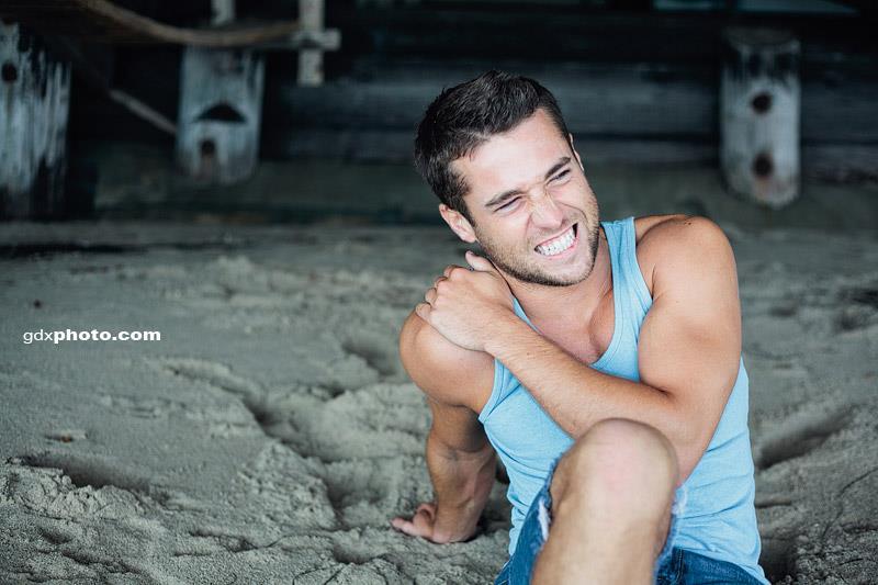 jemmytee57:  Cute and a Democrat. What more could you want? 