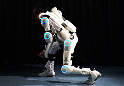 adriofthedead: discoverynews: iammikewilson: The HAL exoskeleton from Cyberdyne.  This week Cyb