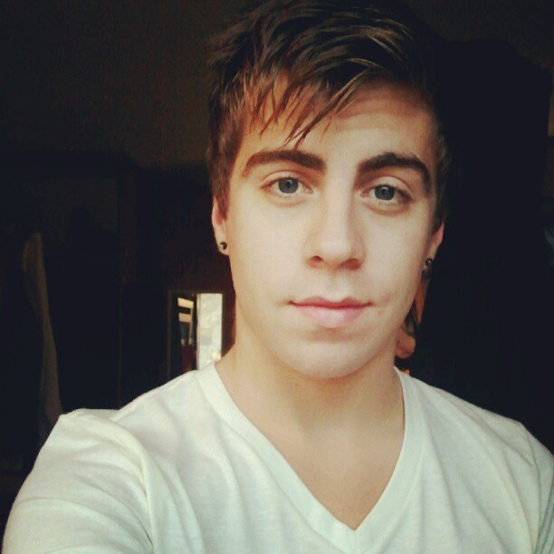travthinks:  My hair is getting long.  