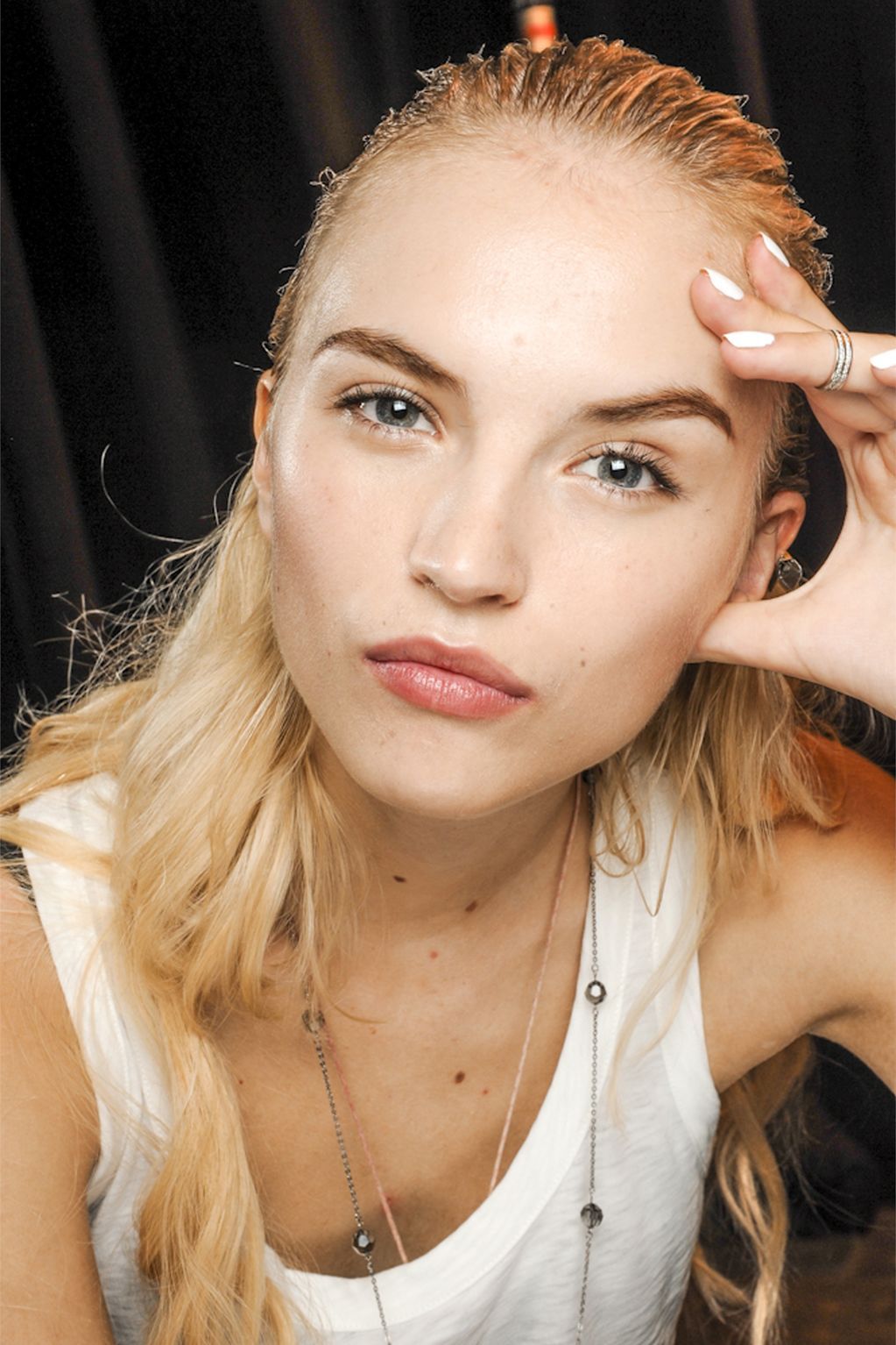 Anabela Belikova backstage Rag &amp; Bone 2013