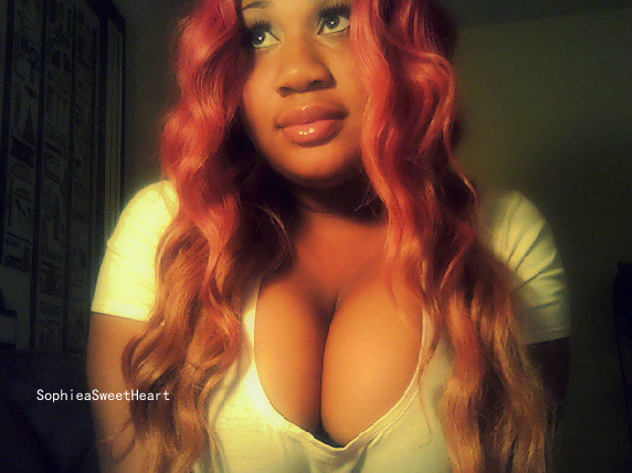 sophieasweetheart:  “Unda da sea“:P 