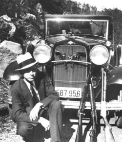  Clyde Barrow, 1934.   Clyde