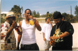 aintnojigga:   Jay-Z, Bun B, and Pimp C relax on the set of Big Pimpin’, during the 1999 carnival in Trinidad. 