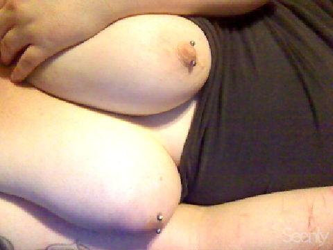 courtneykaye:  horny little girl 