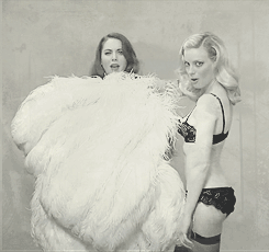 gracefulrainyautumn:  Alison Brie and Gillian adult photos