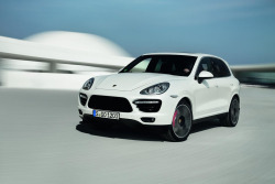 automotivated:  Porsche Cayenne Turbo S (by GermanCarScene)