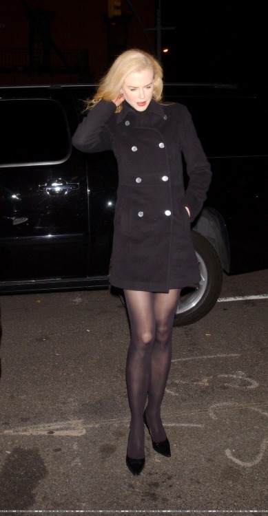 Nicole Kidman in black pantyhose and long buttoned up coat