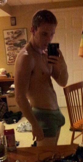 straightboyselfpics:  Drew; 21  adult photos