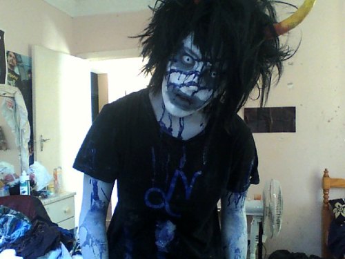 kaitiiu:boootea:mspaintthecurious:invertebro:sober gamzee for zombie walkWHERE DO YOU LIVEJFC THAT I