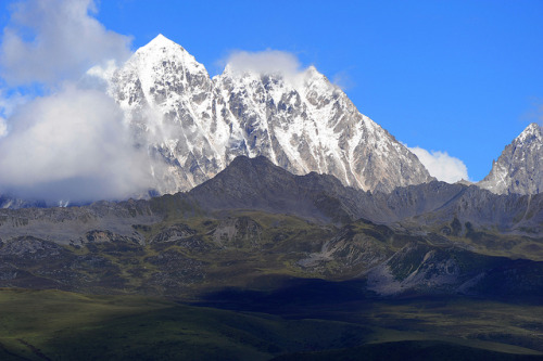 animals-plus-nature:  The sacred Mount Zhara Lhatse 5820m, Tibet by reurinkjan on Flickr.