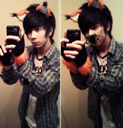 nikundesu:  Part of my Halloween costume, still gotta figure out what outfit to wear with it xD 