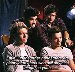 guydirectioners:  Zayn explains his twitter disappearance. 