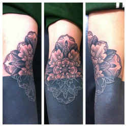 thievinggenius:  Tattoo done by Vale Lovette. 