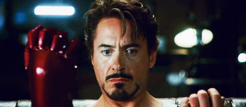 starkassembled:  vivalafaerie:   Tony Stark’s Hair: A Love Story  You didn’t