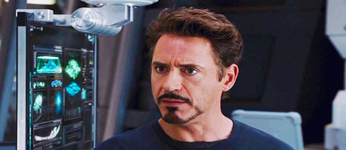 starkassembled:  vivalafaerie:   Tony Stark’s Hair: A Love Story  You didn’t