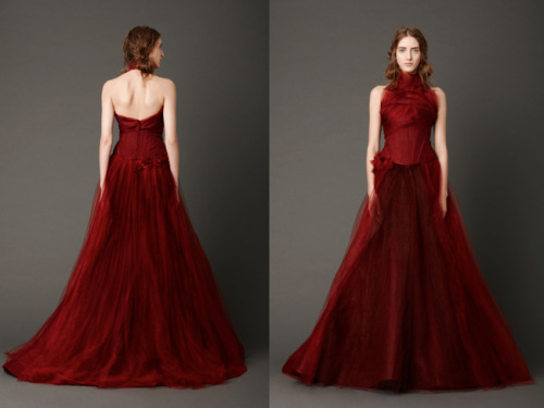 looooo:natakihemmings:Dahlia, Crimson, Vermilion and Cardinal is the color palette for Vera Wang’s S