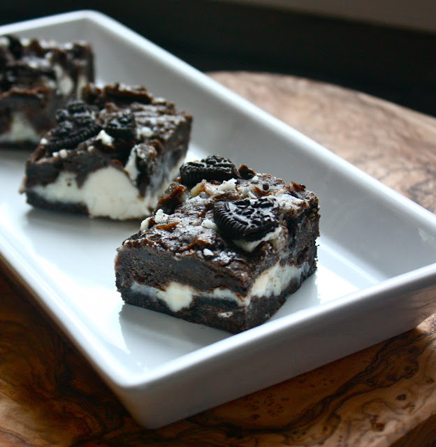 gastrogirl:  oreo cheesecake brownies. 