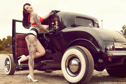 XXX Inked Girls photo