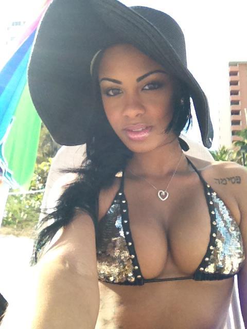 gottastayfly365:  Analicia Chavez [Sexy Latina Bombshell] 