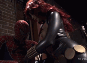 pervosuave:  Spidey and Black Widow foreplay. pervosuave.tumblr.com