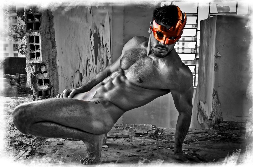 manly-vigour:   Flayder Reis -“Bal Masqué / orange”  (by Morvan Neto) 