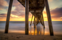 wonderous-world:  n arabesquedream:  Pier