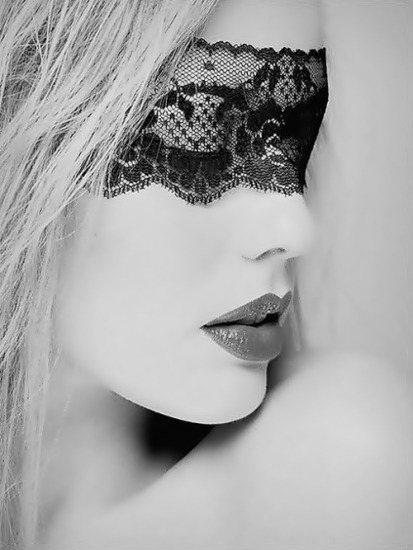 female-boss:  http://female-boss.tumblr.com/  BG