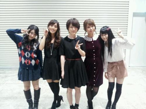 fka-shanghai: (via 電撃祭☆｜小倉唯オフィシャルブログ「ゆいゆい日記！！(はぴすた会長日記)」powered by Ameba) これが授業参観・葬式・未亡人といわれた服か&hell