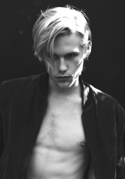 Garcon-Portraits:  Jo Milnes | Storm Models 