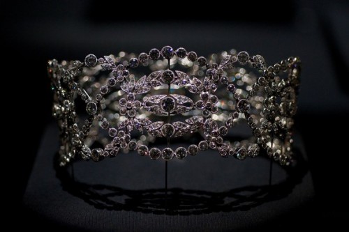 thebritishnobility: Some Tiaras and Diadems from The Art of Cartier Exhibition in Madrid,Spain