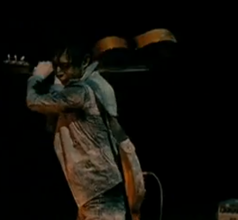 mymusicallydeprivedsister:  Yeah Yeah Yeah’s - “Gold Lion”