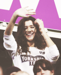 :  Eleanor supporting Louis at the football match 
