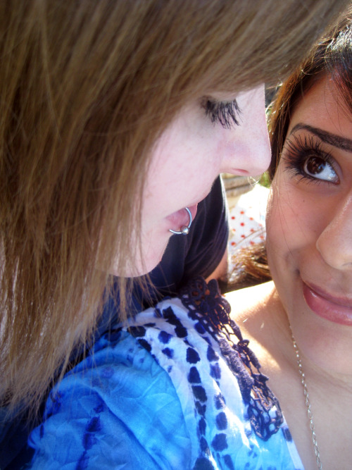 adorablelesbiancouples:  Me & my girlfriend, Ana <3 http://love-n-sexx.tumblr.com 