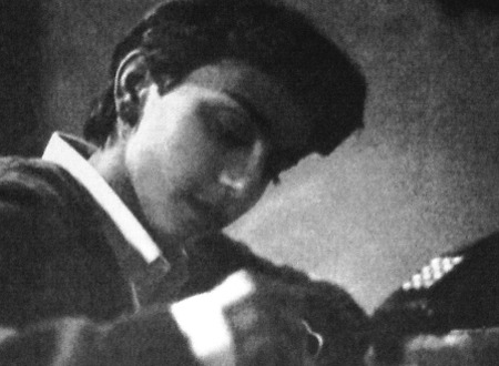 the-legend-fayrouz:  كبرت ريما … صار في بأصبعا خاتم مبارح :