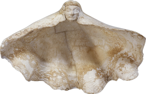 kakelketelstekel: mangogatherer: etruscan shell cosmetic containerSomehow I read cosmic container