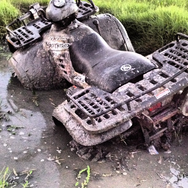 cominmuddin:  Got stuck!! #went #muddin! by emilyyy_07 http://instagr.am/p/RJP0yBQK_f/