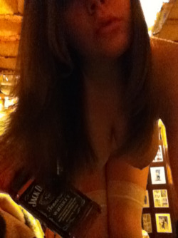 nostalgia-for-disaster:  Happy Topless Tuesday. Lets get wasted. 