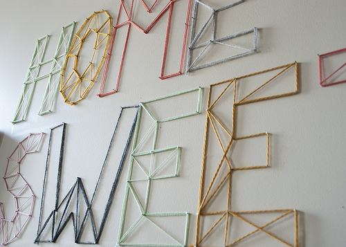 superawesomeshop:  DIY Nail and Yarn Art 