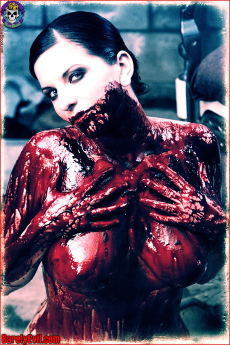 fuckyeahbloodychicks:  . 