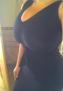 playboyman:  bigboobster:  The incredible #stacked figure of busty sexbomb next door,  @Saraurora! Meet Sara live on her webcam… BOOB ON!  @Saraurora Oh my fucking GOD!!! You make that little black dress look GOOD!
