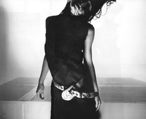 trankillement:  ohyescoolgreat:  Martin Margiela’s polyester and wool dress, worn with Costume National’s top and Fendi’s belt.  Black Magic by Nick Knightmodel: Vivien Solaristyling: Jonathan Kaye and Simon Foxton W, December 2000 